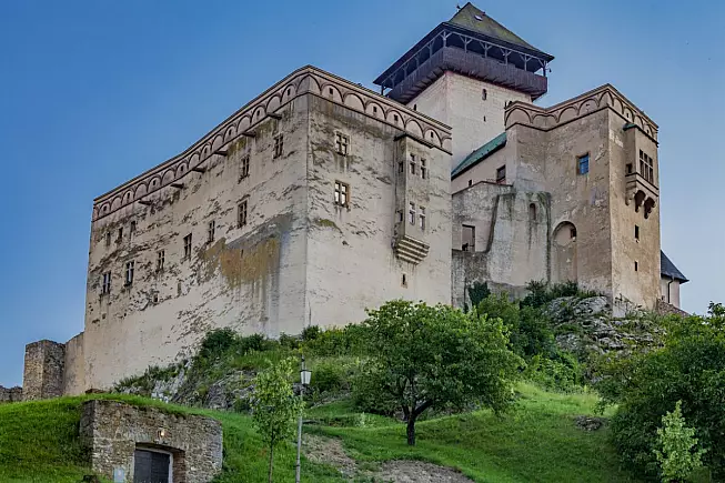 Castello di Trencin. Vista da vicino. iStock-832081200