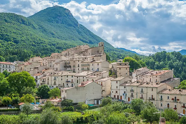 Civitella Alfedena. Shutterstock_699866800
