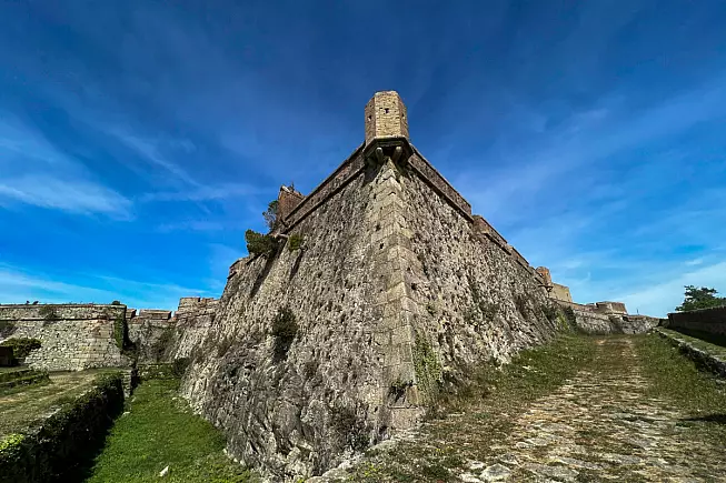Forte di Bellegarde o Bellegarde Fort, al Colle del Perthus. Shutterstock_2328779703