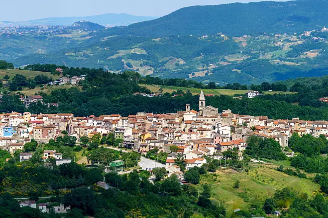 Frosolone. Panorama. Shutterstock_2109750938