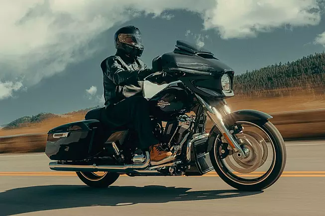 Harley-Davidson Street Glide 2025 Vivid Black