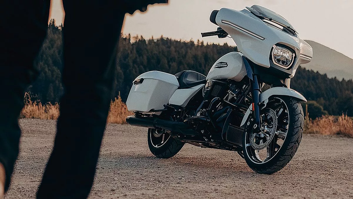 Harley-Davidson Street Glide 2025 White Onyx Pearl