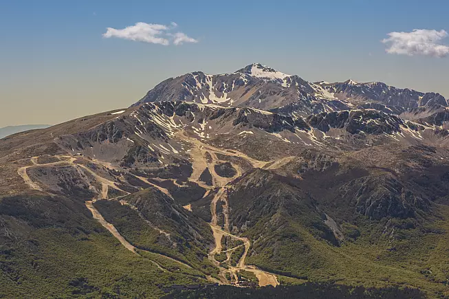 Il Monte Magnola, che sovrasta Ovindoli. 