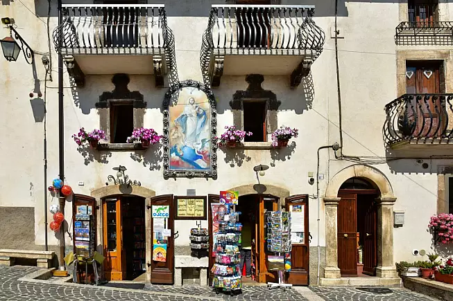 Pescocostanzo, scorcio del borgo. 1454862303
