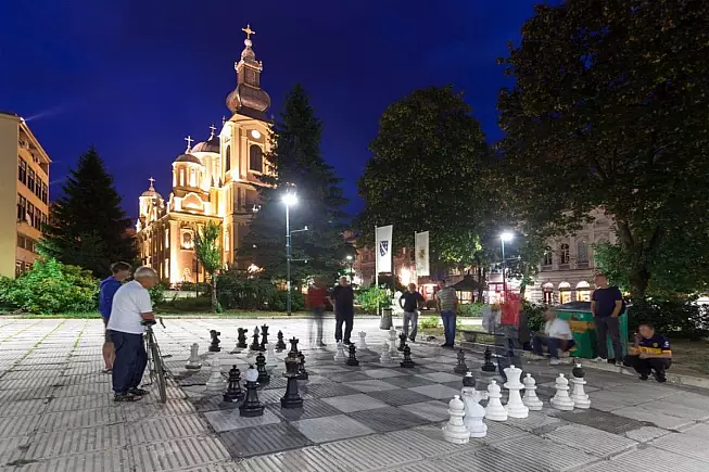 Sarajevo, scacchiera gigante. Shutterstock_171389075