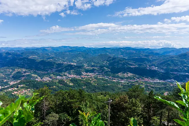Val Polcevera. Panorama. Shutterstock_1656919189