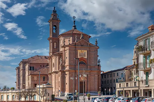 Chiesa della Santissima Trinità o dei Battuti Rossi, Fossano. 1373271855