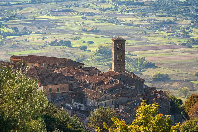 Cortona, Val di Chiana. Shutterstock_2547625711