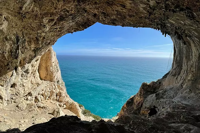 Grotta dei falsari, provincia di Savona, Noli