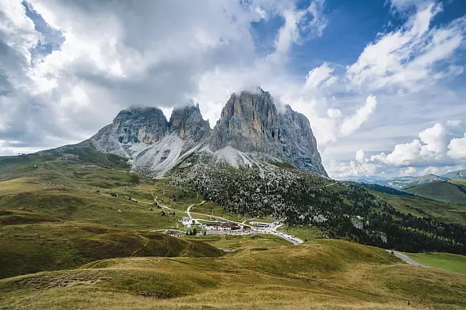 Passo Sella, Dolomiti. Shutterstock_2030253185