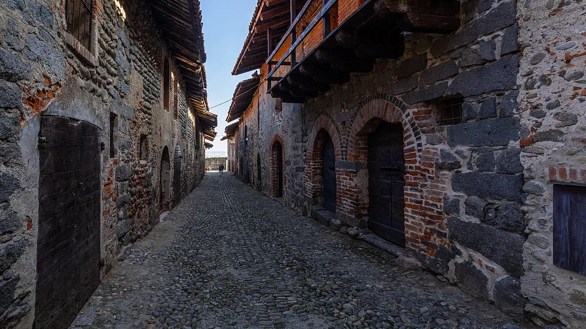 Ricetto di Candelo. Shutterstock_2156966113