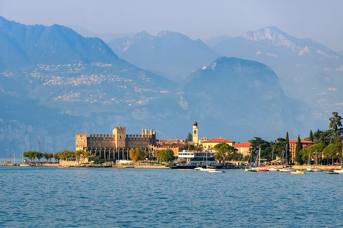 torri del benaco