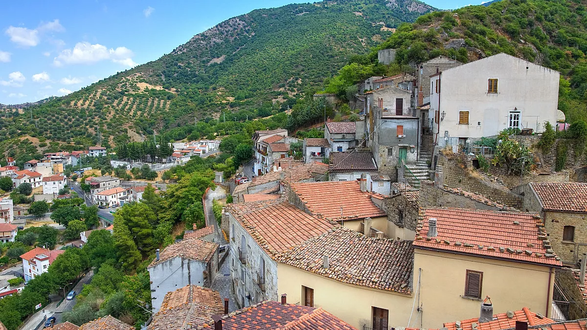 Valsinni, vista panoramica. Shutterstock_130623476