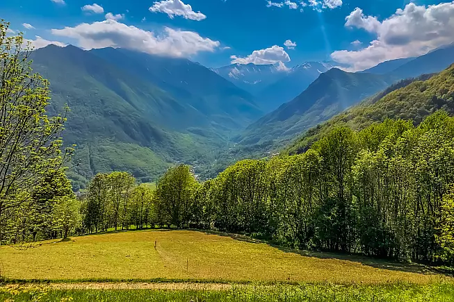Bobbio Pellice, il pianoro della Conca dal Prà. 