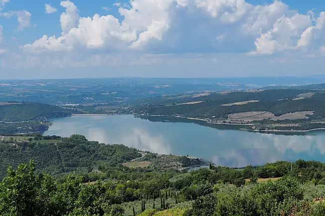Parco Fluviale del Tevere, Lago di Corbara