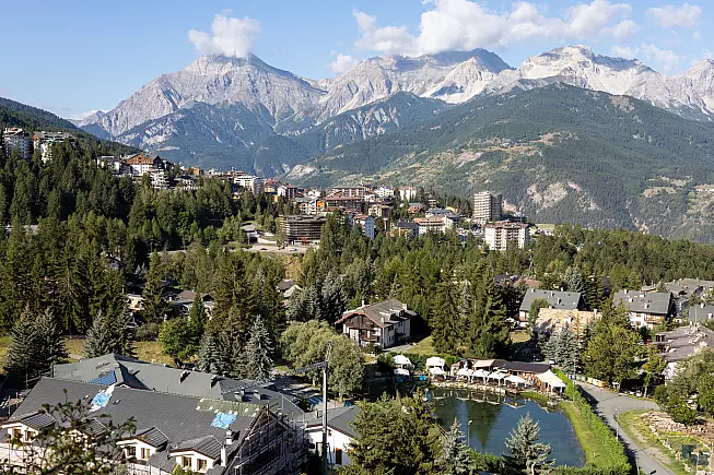 Panorama di Sauze d'Oulx in Alta Val di Susa.