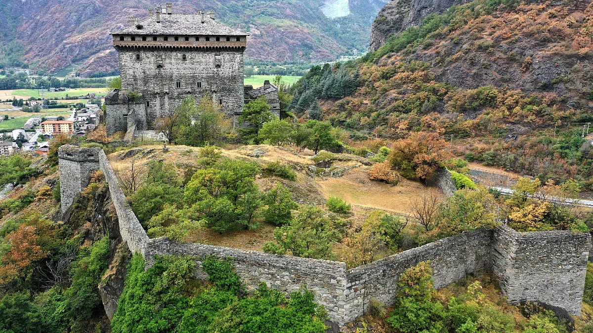 Castello di Verrès. Verrès, Aosta. Shutterstock_2209047179