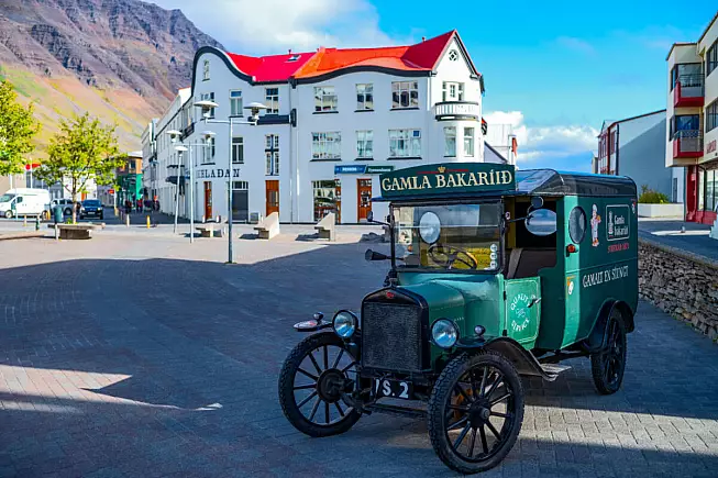 Ísafjörður. 1490772662