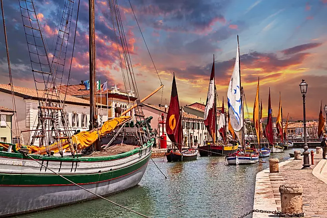 Porto canale di Cesenatico, Porto Canale Leonardesco, Riviera Romagnola. Shutterstock_1600985593