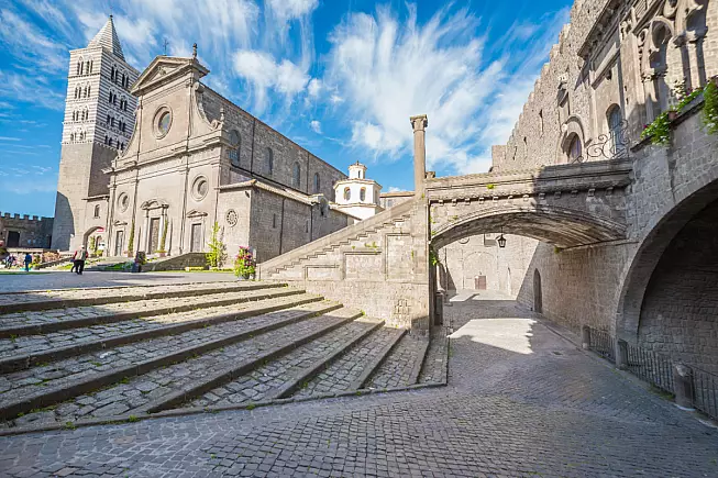 Viterbo, Maremma Laziale. Piazza San Pellegrino