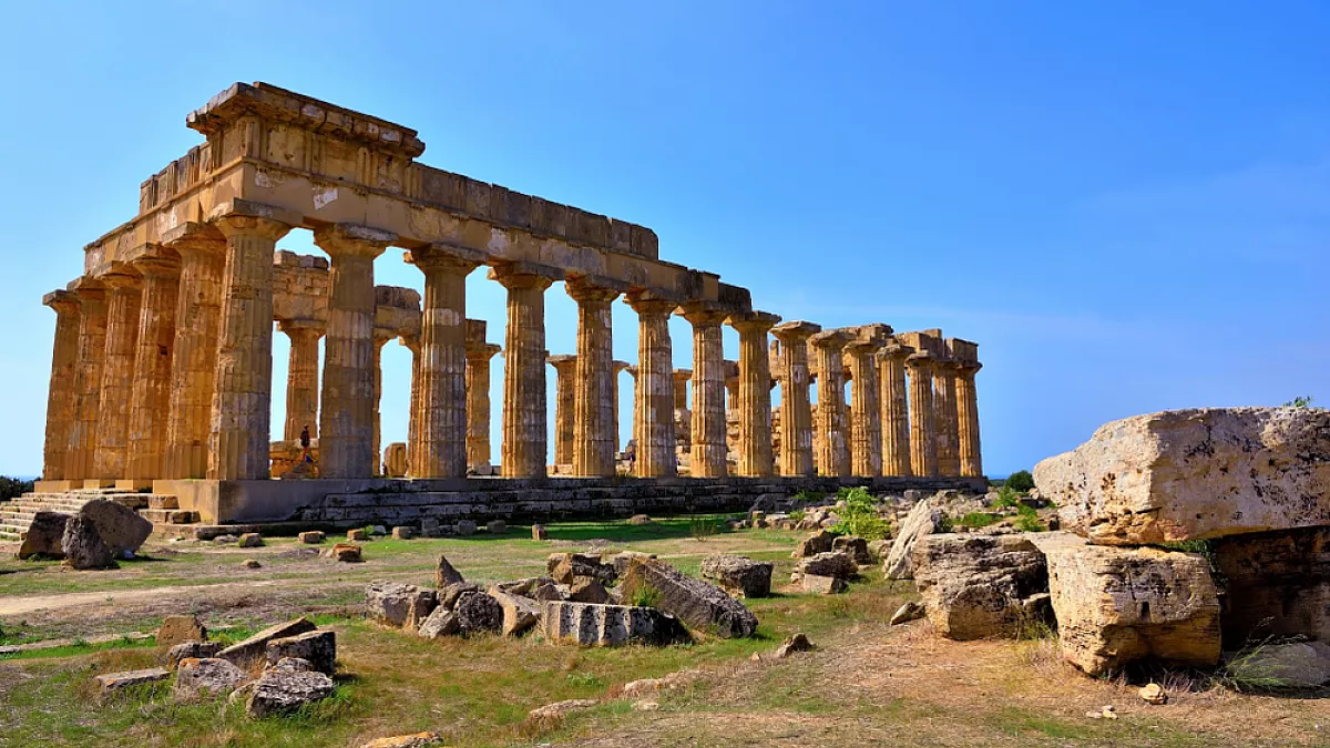 Nella tua visita a Castelvetrano non può mancare una visita al Parco Archeologico di Selinunte. 