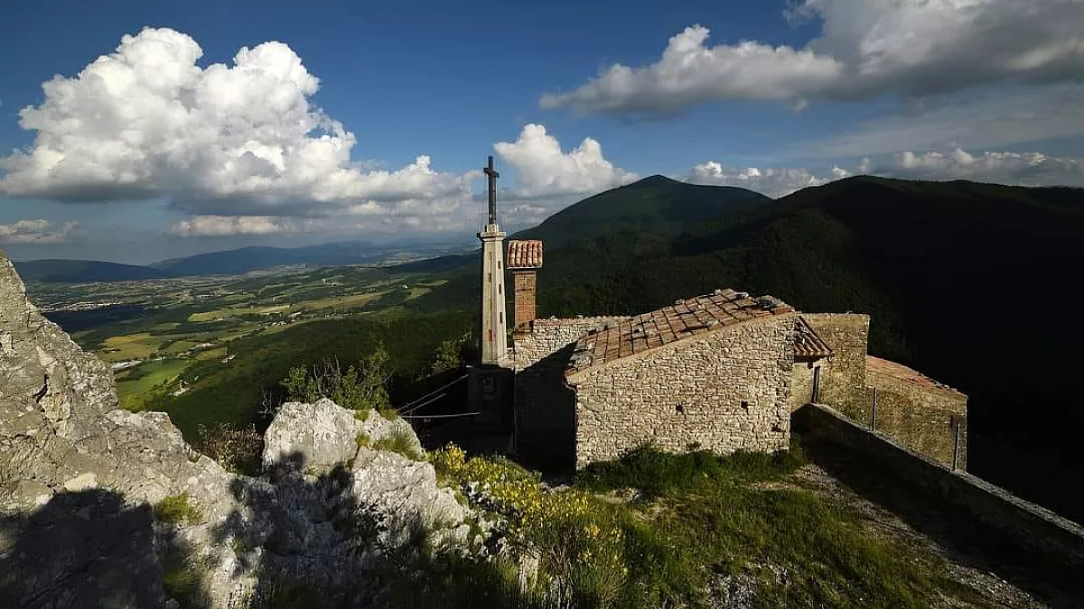 Foto da pagina Facebook del Comune di Esanatoglia. 