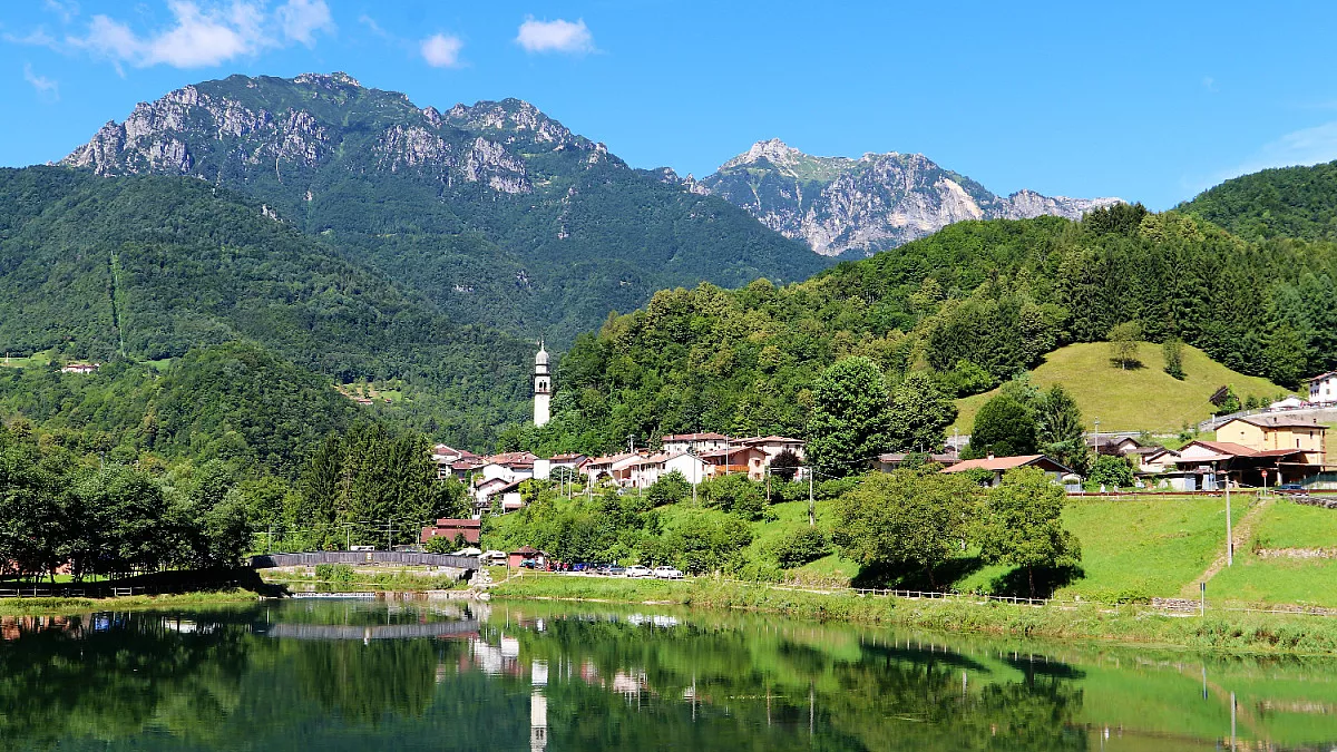 Passo della Borcola. Posina. Shutterstock_1143553457