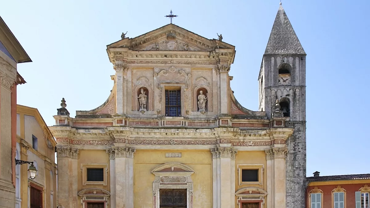 La Cattedrale di San Michele, a Sospello. 