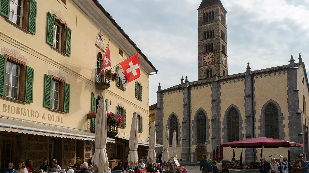 Collegiata di San Vittore Mauro, Poschiavo. Shutterstock_2429986075