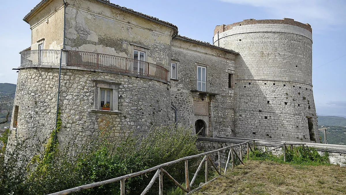 Il Castello Carafa, a Ferrazzano. 
