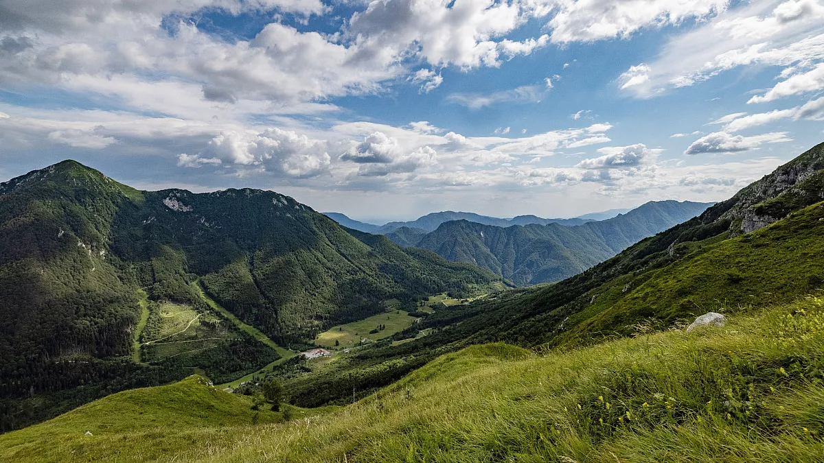Sella Chianzutan. Shutterstock_2100848122