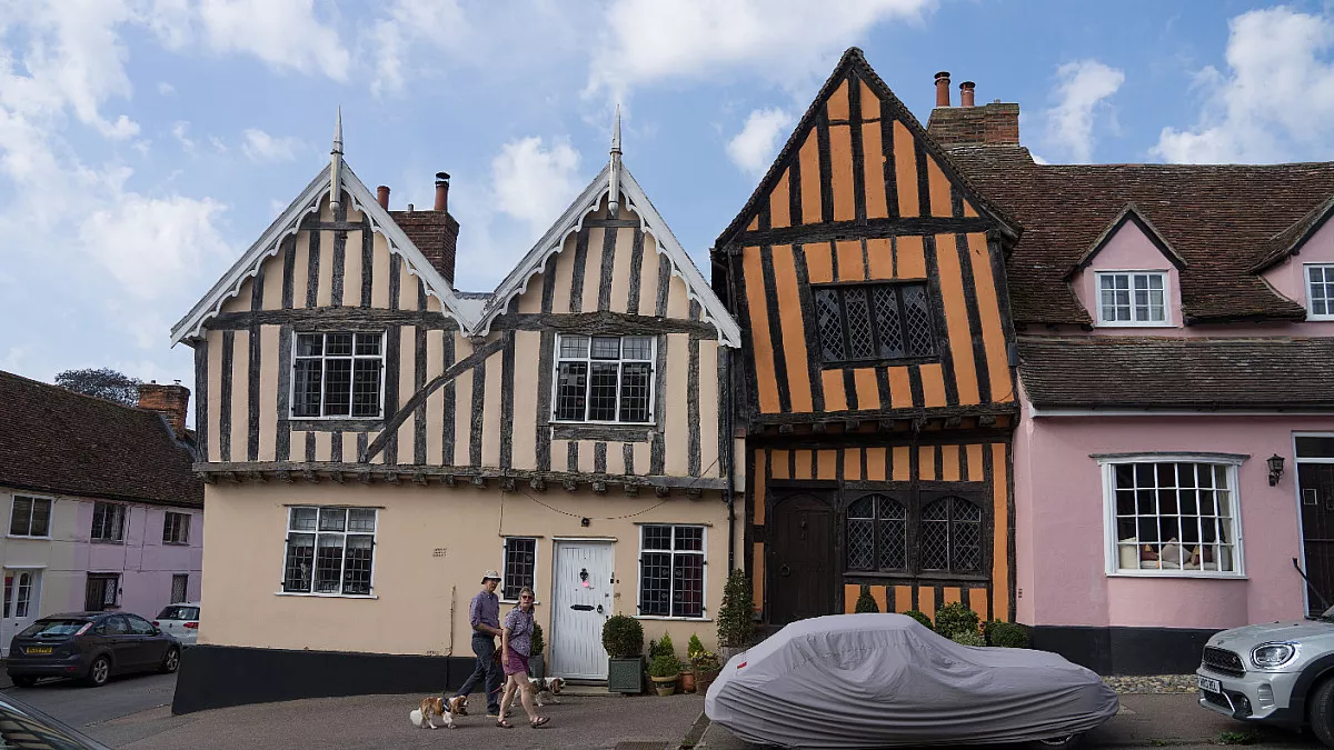 The Crooked House, Lavenham. Shutterstock_2374142119