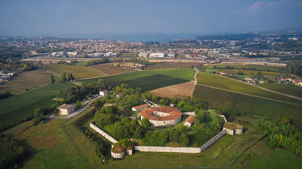 Il Forte Ardietti, a Ponti sul Mincio. 