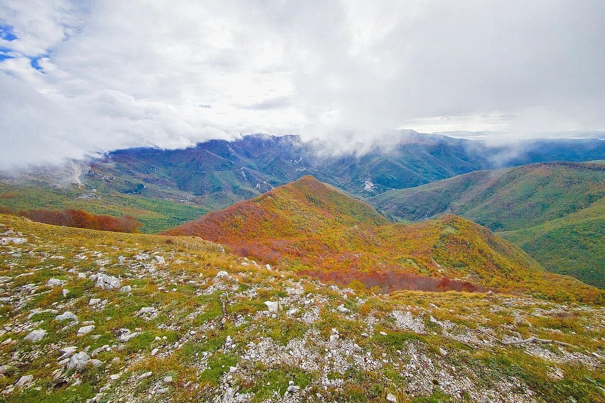 Monte Autore A 2 ore da Roma c’è un altopiano di pura bellezza: cascate, santuari e ...