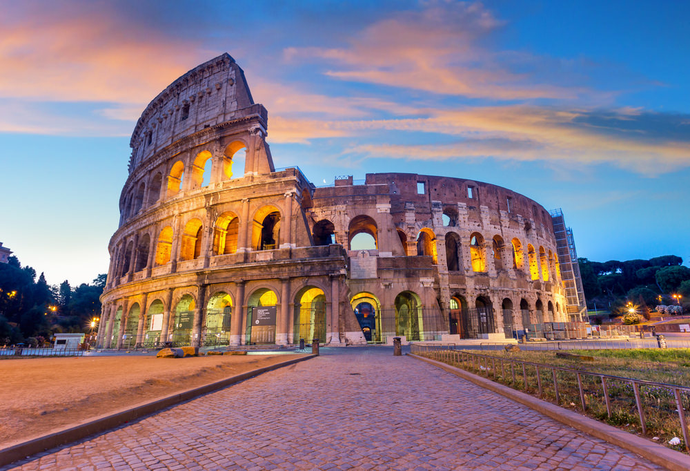 Roma in Vespa, Colosseo