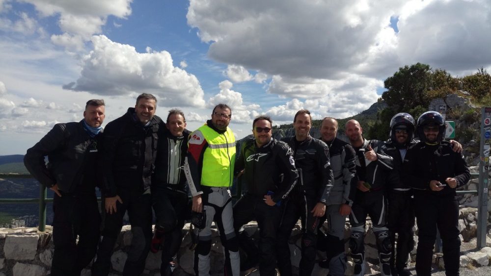 Route des Cretes in moto