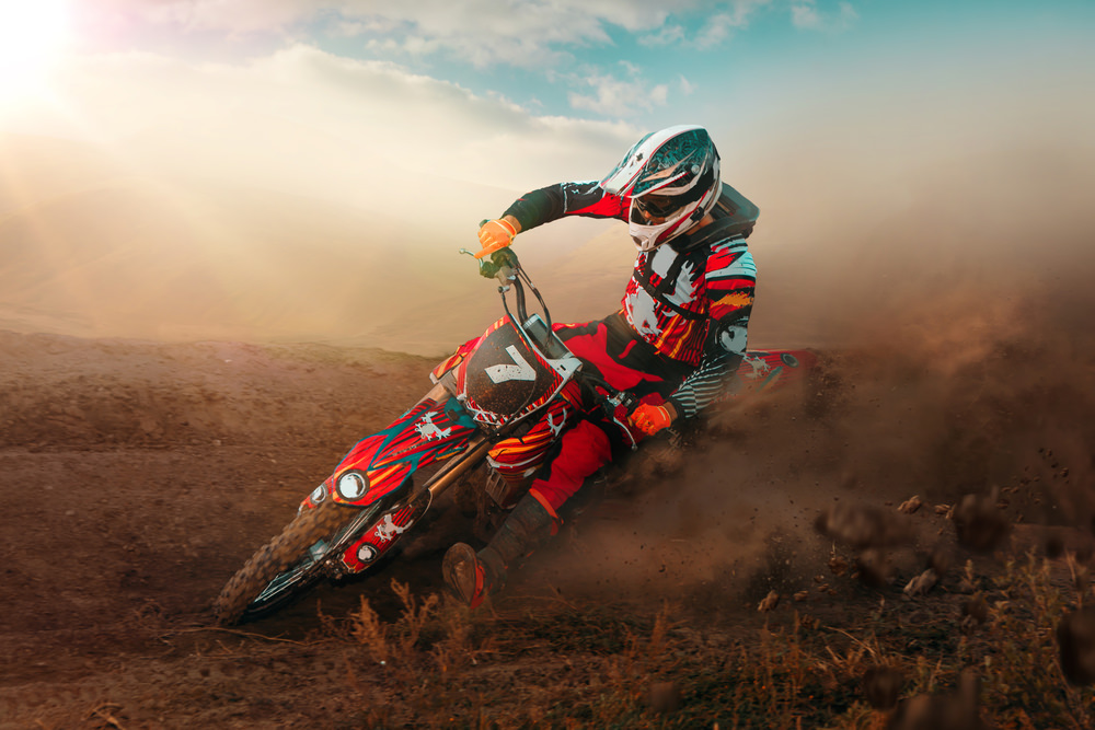 Casco motocross, come scegliere quello giusto e sicuro