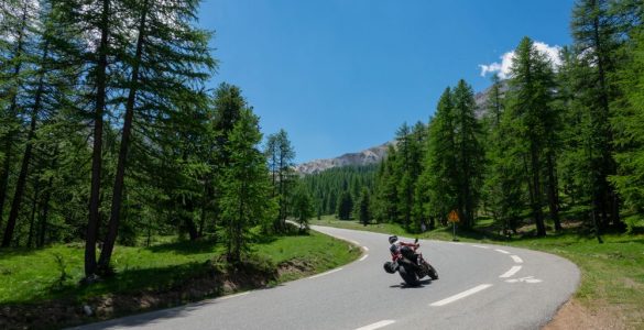route des grandes alpes
