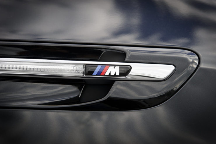 BMW M logo moto