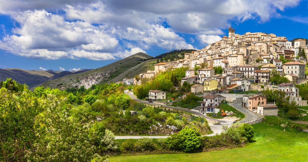 castel del monte abruzzo