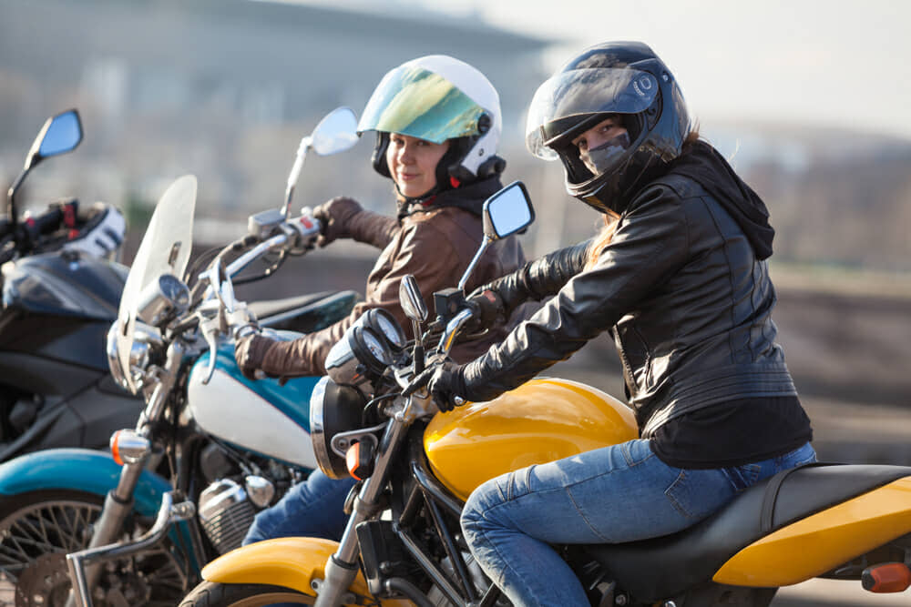 Giacca moto donna: come scegliere quella giusta | TrueRiders