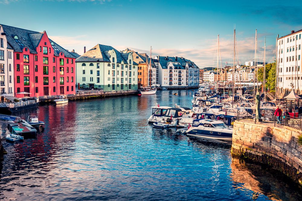 Møre og Romsdal, Ålesund